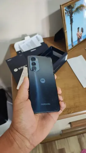 Celular moto Edge 30 250 Gigas 