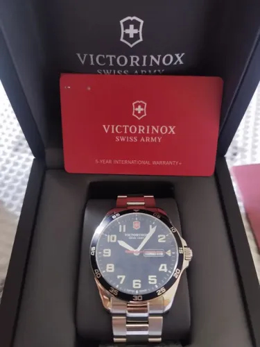 Relógio Vitorinox original com garantia e certificado 