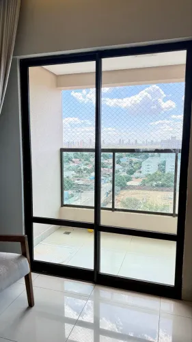 Porta de Esquadria de alumínio com vidro
