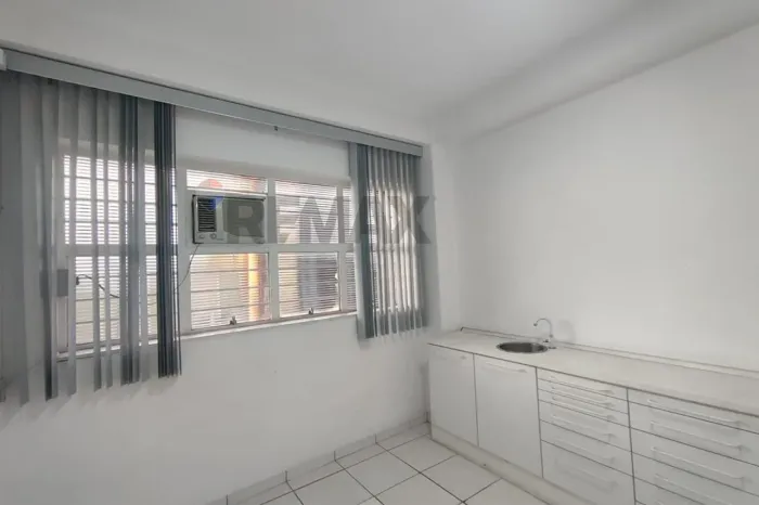 SALA COMERCIAL PARA LOCAÇÃO EXCELENTE OPORTUNIDADE PARA CLÍNICAS, CONSULTÓRIOS E ESCRITÓR