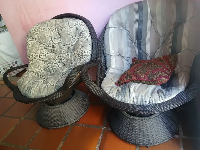 Cadeiras giratória vendo ou troco