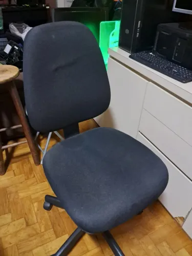 Cadeira Flexform Preta Giratoria