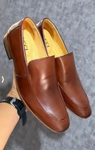 Sapatos social de couro Gucci