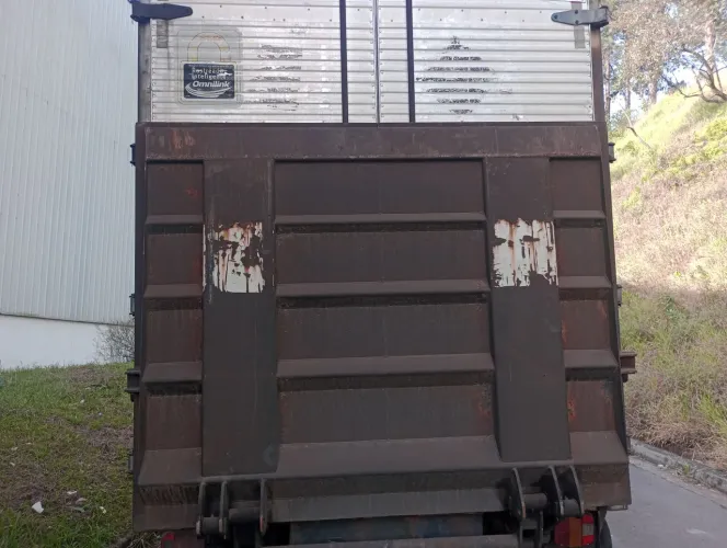 Plataforma para caminhão baú 3/4