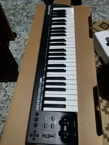 Teclado controlador M Áudio keystation 49 mk3 