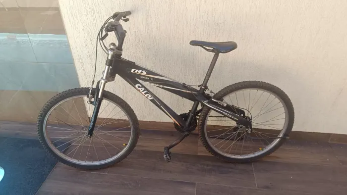 Bicicleta Caloi 21 velocidades aro 26.