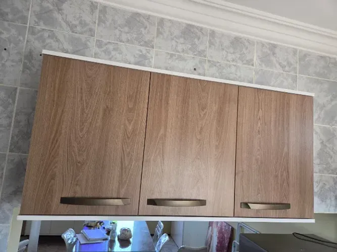 ARMÁRIO SUPERIOR KIT GABI 3PT BR/MAD