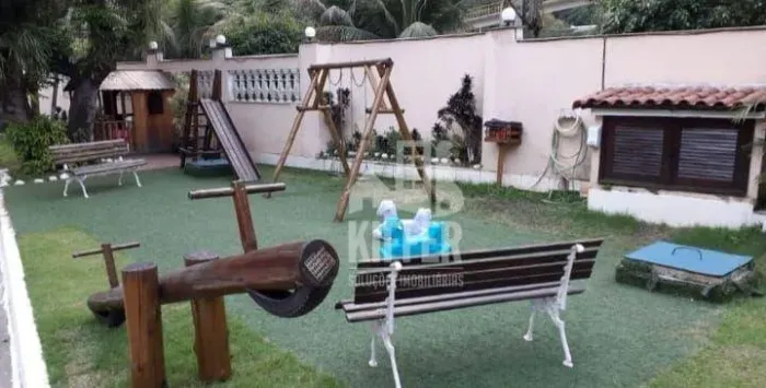 Casa duplex no Baldeador com 3 quartos