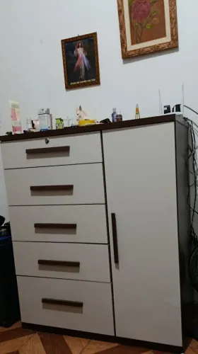 Vendo cômoda 