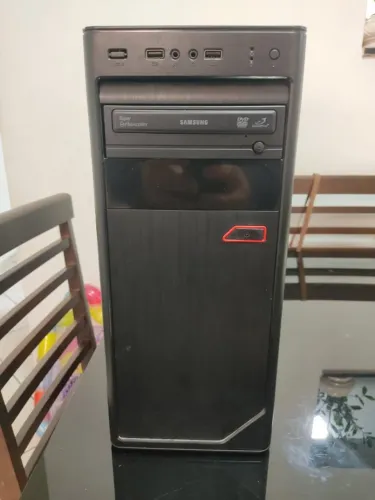 CPU i3 2120 | Placa Mãe Gigabyte | 6gb Ram DDR3 | HD 500gb | Windows 10 + Office