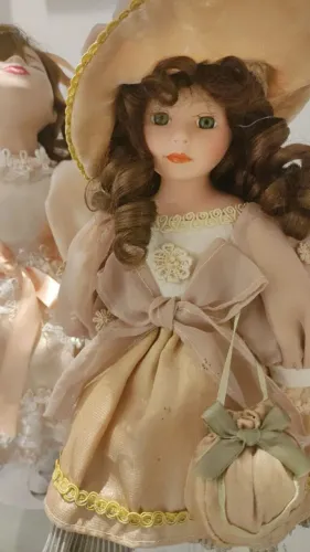 Bonecas de Porcelana Antiguidade