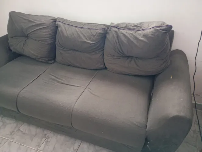 Sofá veludo cinza