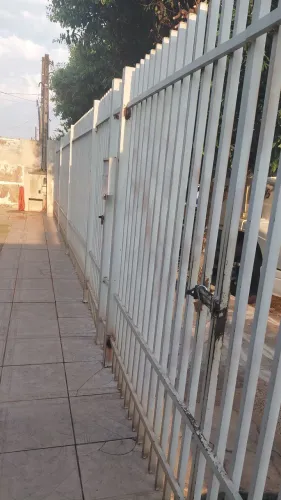Portão de ferro chapa 16 11 mtrs comp altura 2 metros