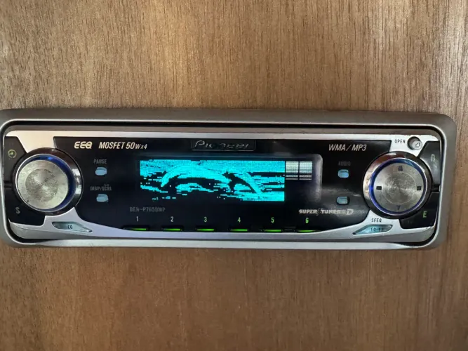 Cd radio com Bluetooth Pioneer deh-7650mp golfinho na promoção 
