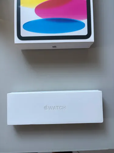 Apple Watch 11 - 42mm Space Gray