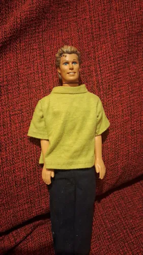 Belíssima e Antiga boneco Bob Barbie
