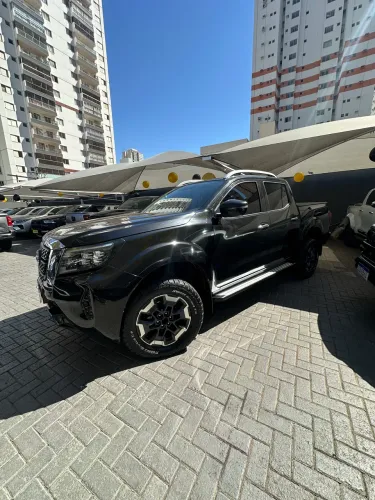 Nissan Frontier XE CD 4X4 2.3 Bi-TB Diesel Aut. 2023
