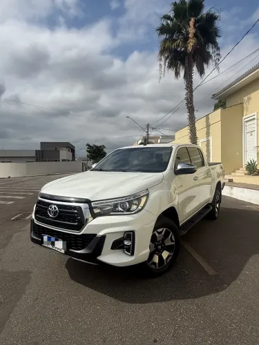 Toyota Hilux CD SRX 4X4 2.8 TDI 16V Diesel Aut. 2020