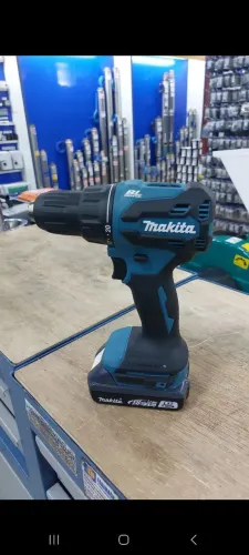 PARAFUSADEIRA/ FURADEIRA 18V 2.0AH MAKITA