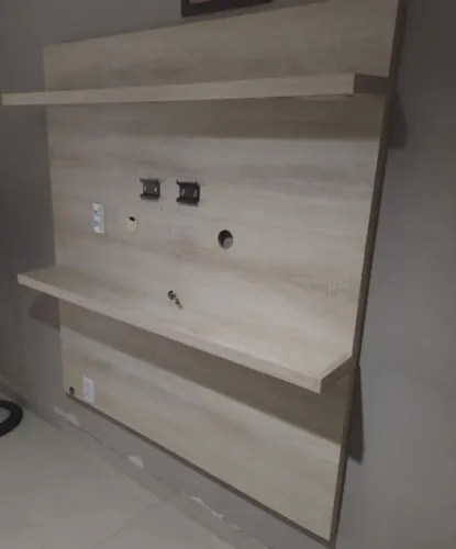 Painel bom de madeira planejado