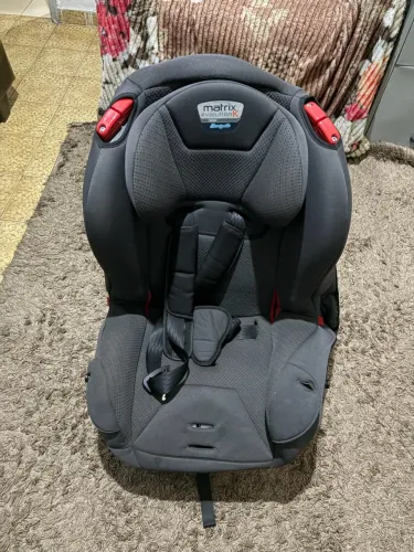 Cadeirinha de Carro Matrix Evolution K Burigotto
