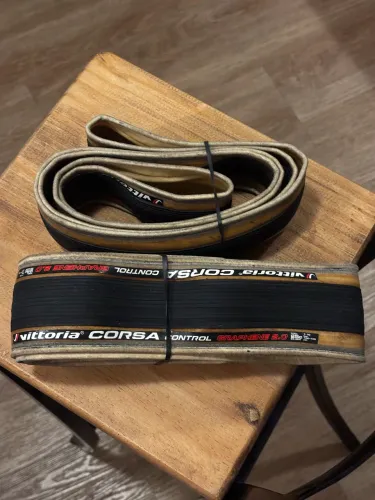 Par de Pneus - Vittoria Corsa Control graphene 2.0 25mm