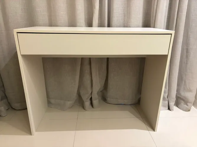 Mesa escrivaninha
