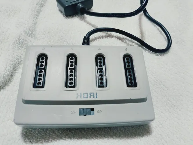 Multitap Hori para Super Nintendo Famicom japonês