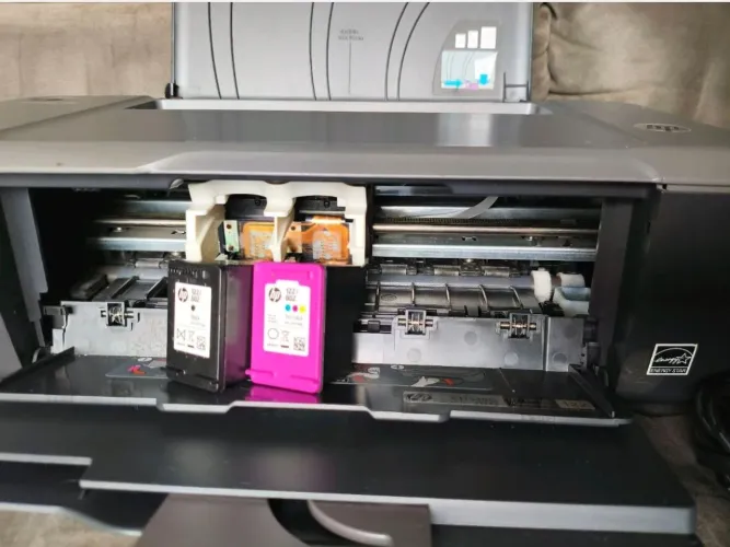 Impressora HP DESKJET 1000