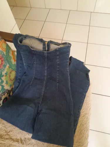 Macacão jeans da território com látex