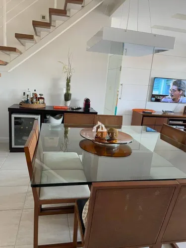 Cobertura à venda / Locação