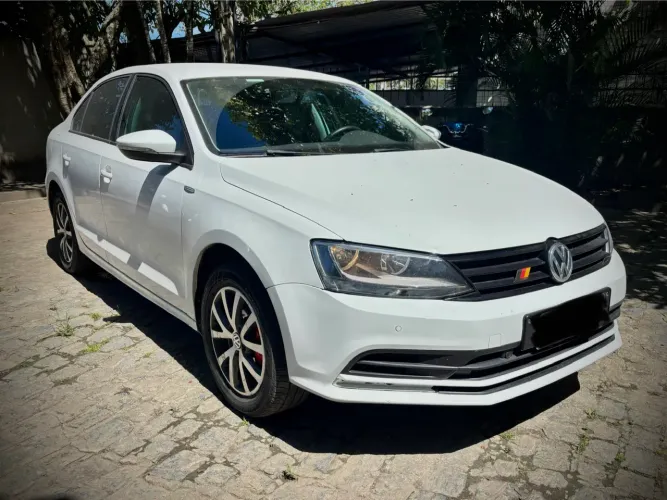 Volkswagen Jetta Trendline 1.4 TSI 16V 4P Aut. 2016