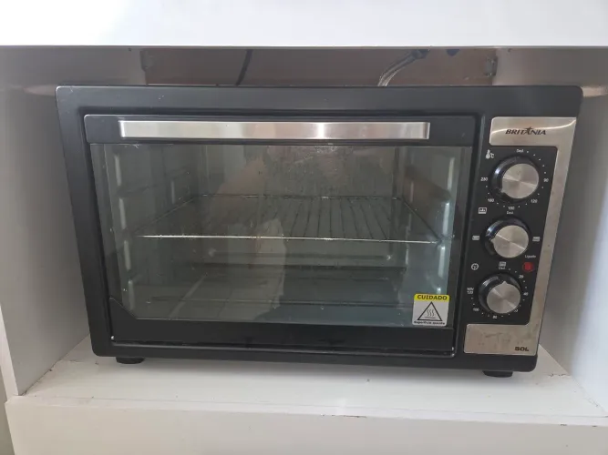 Forno Elétrico 50L Britânia