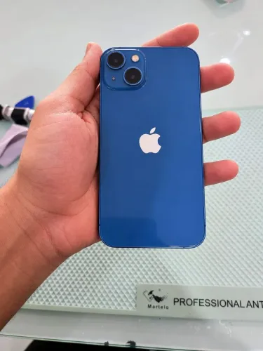 iPhone 13
