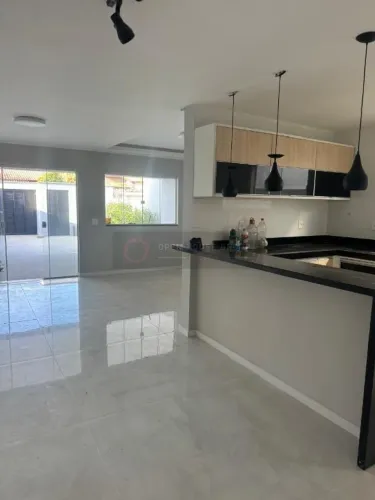 A Open vende Itaipuaçu casa nova linda, entre as ruas 47 e 48 , financia.
