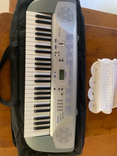 Teclado Casio CTK230