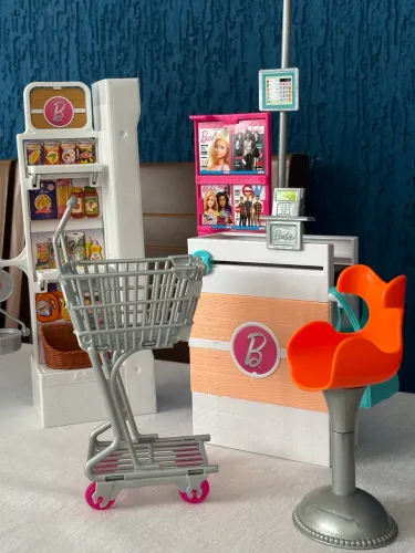 Supermercado da Barbie - Impecável