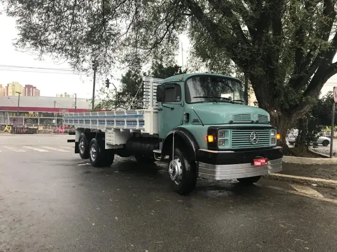 Mercedes bens 1313