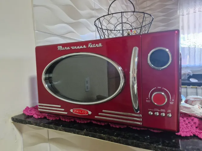 Micro-ondas philco retrô
