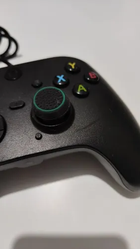 Controle USB com fio estilo Xbox One S