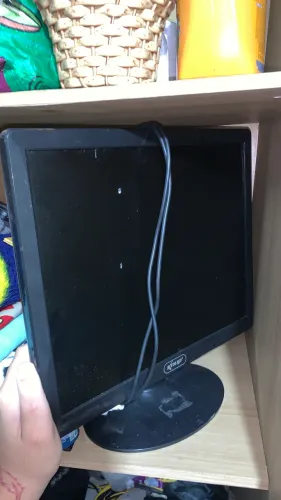 Monitor quadrado 17 polegadas
