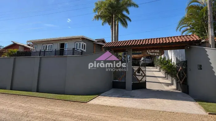 Casa à venda, no Bairro Lambari, Guararema, SP