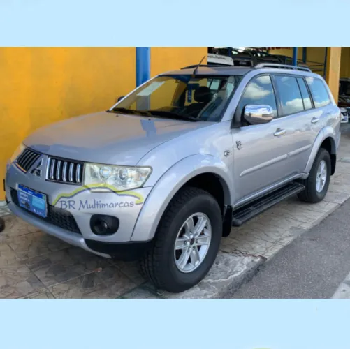 Mitsubishi Pajero Dakar HPE 3.2 4X4 T.I Dies 5P AUT 2013