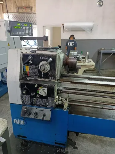 Torno mecânico  Imor P400 com digital 