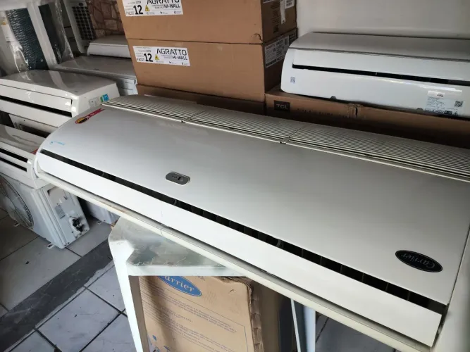 Ar condicionado Carrier 58 mil BTUs piso teto