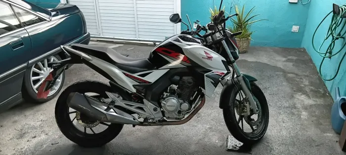 CB 250 Twister 2019