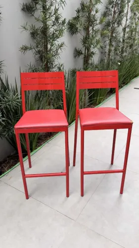 2 Banquetas Vermelhas Tok&Stok Cleo - Cadeira Alta - Banqueta
