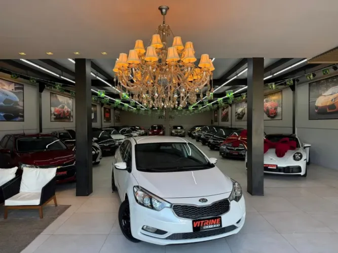 Kia Motors Cerato 1.6 16V Flex Aut. 2015