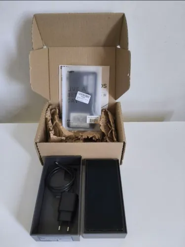 Samsung Galaxy S25 Ultra Black Titânio 512GB (NF c/1 ano de uso)