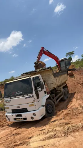 Caçamba Ford Cargo 2422